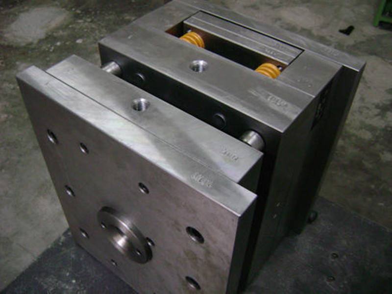 注塑模具的涂層對模具有什么作用